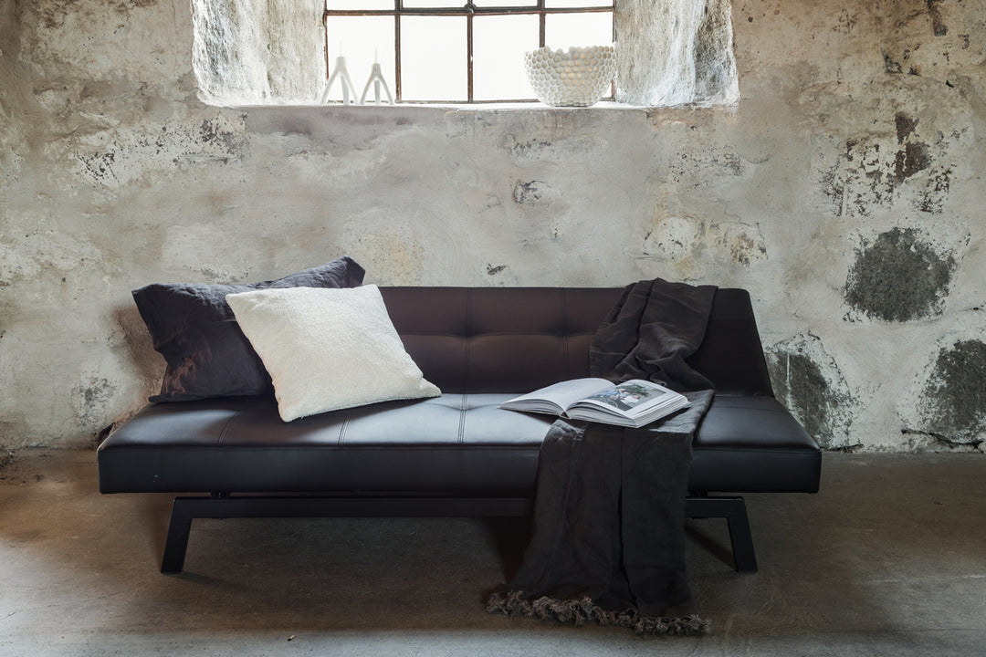 Bodil Bäddsoffa Svart