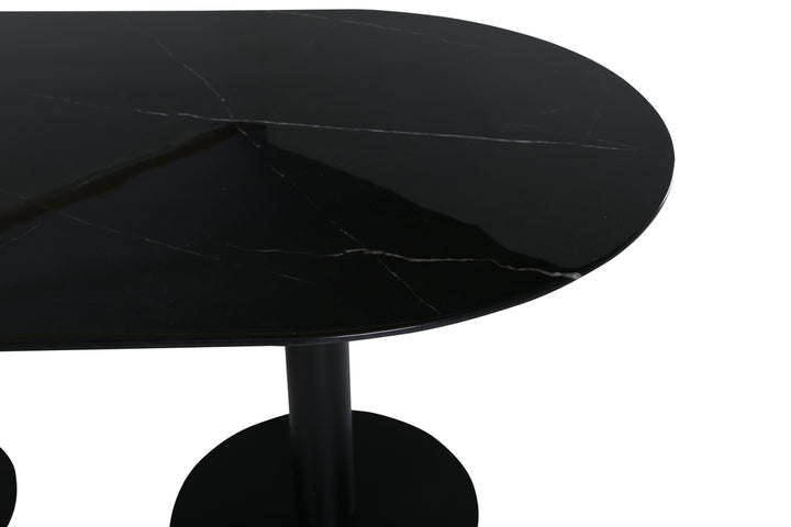 Pillan Ovalt Matbord Svart