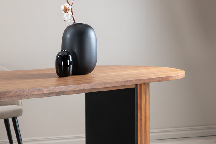 Bianca Ovalt Matbord Valnöt