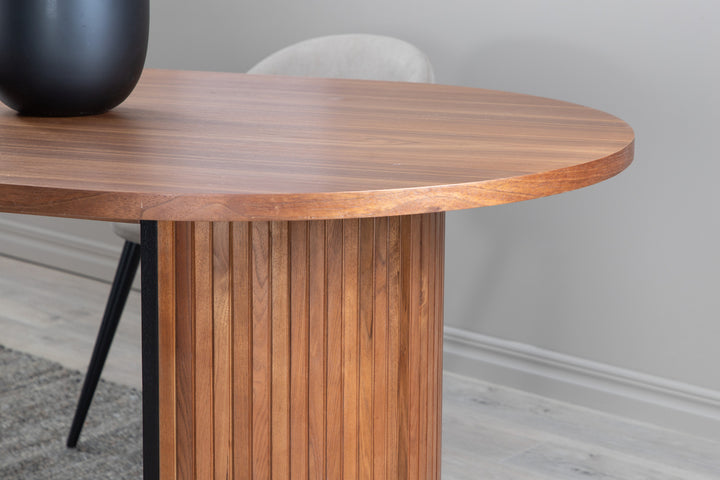 Bianca Ovalt Matbord Valnöt