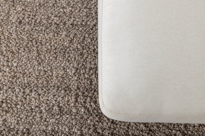 Betina Matta 300 x 200 Brun