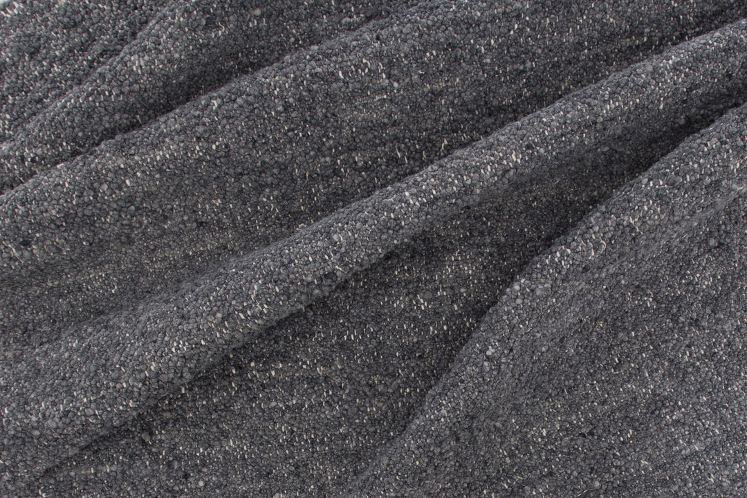 Betina Matta 300 x 200 Grå