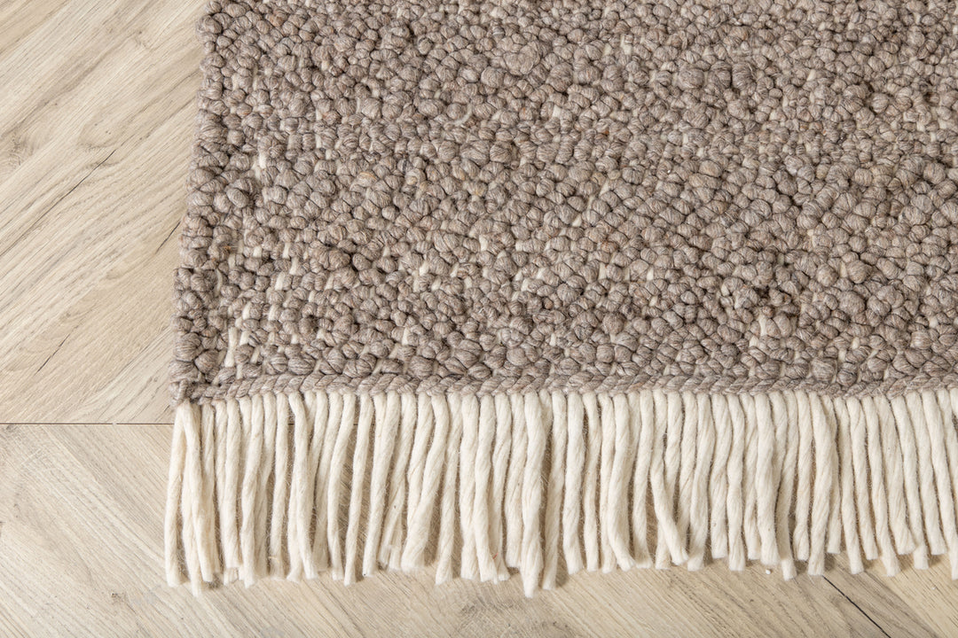 Betina Matta 230 x 160 Brun