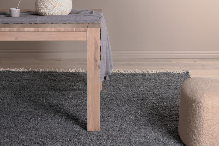 Betina Matta 400 x 300 Grå