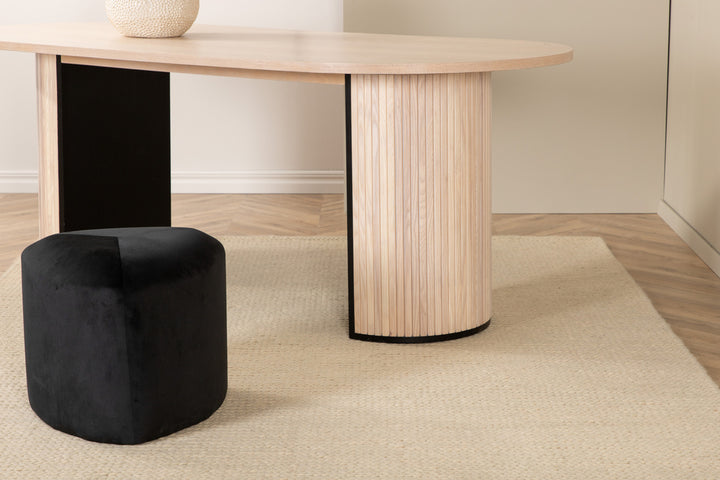 Marta Matta 300 x 200 Vit