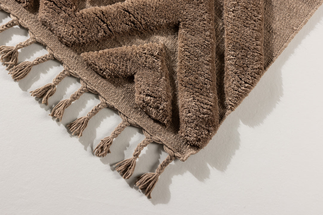 Dahlia Matta 300 x 200 Mörkbrun