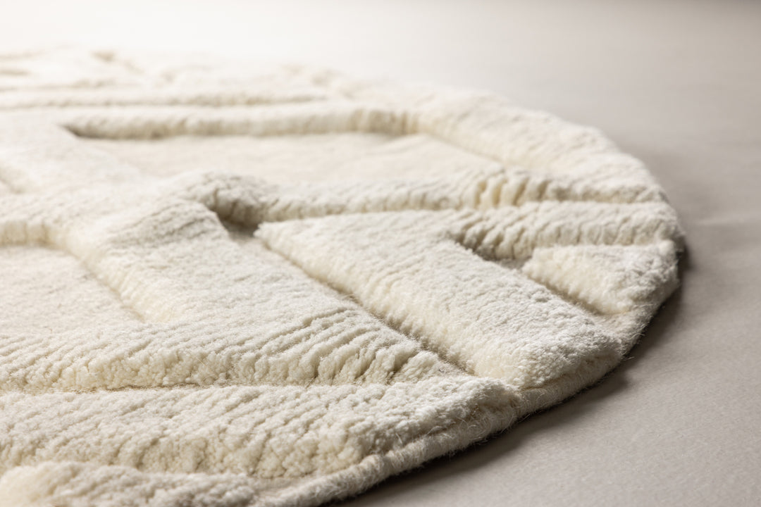 Dahlia Rund Matta Vit