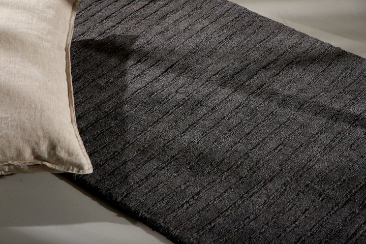 Milton Matta 200 x 70 Mörkgrå