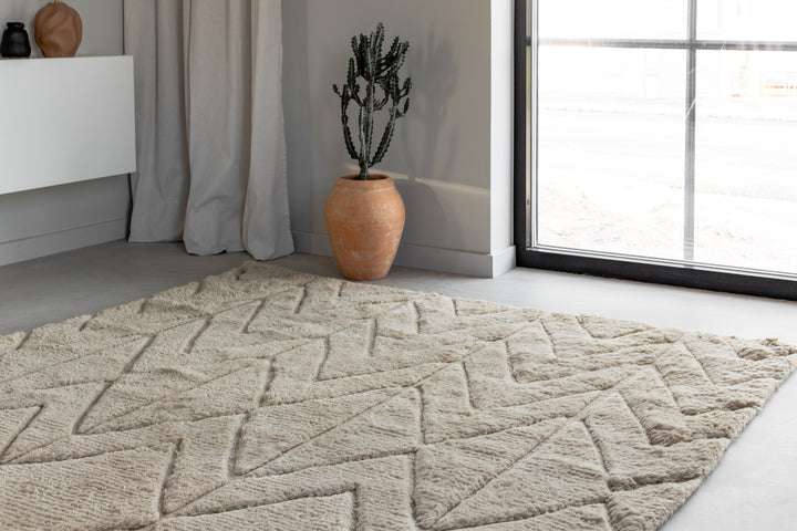 Zoe Matta 300 x 200 Beige