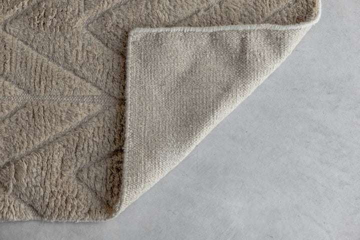 Zoe Matta 300 x 200 Beige