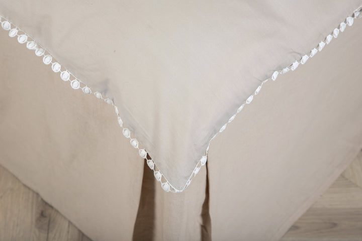 Livia Påslakanset 200x150cm Ljusgrå