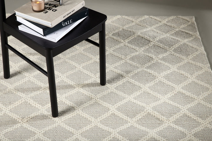 Cloudy Matta 230 x 160 Off-white