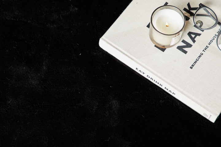 Nina Matta 300 x 200 Svart