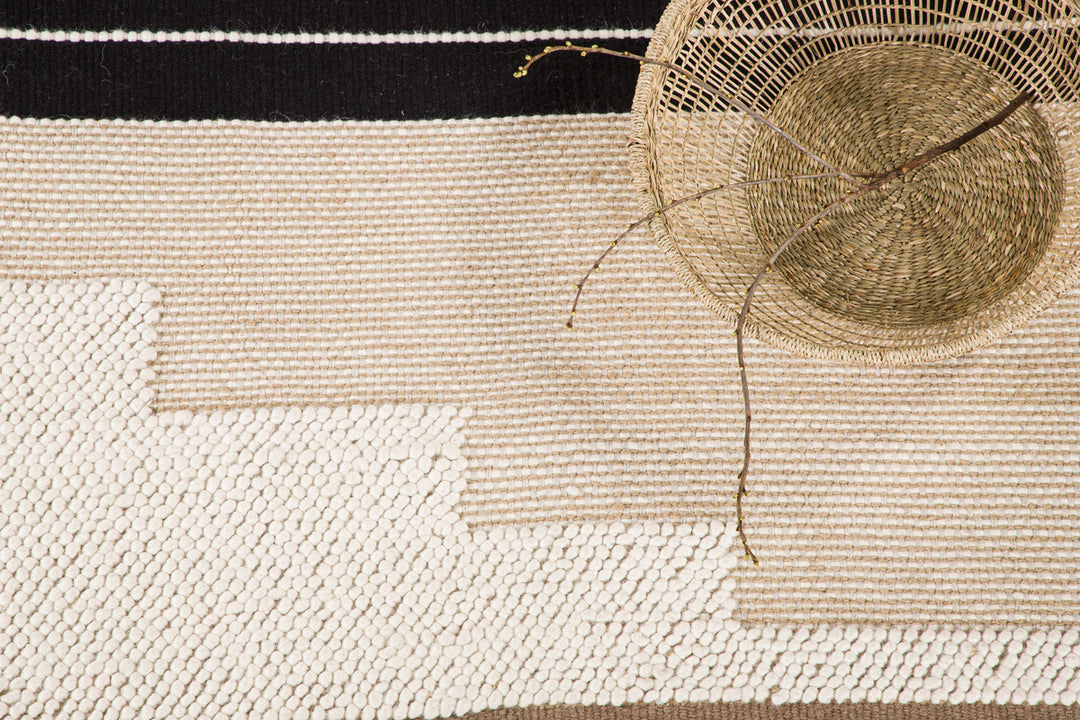 Aston Matta 300 x 200 Brun