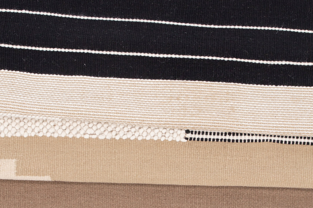 Aston Matta 300 x 200 Brun