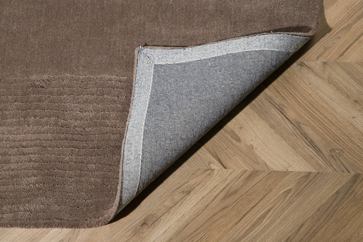 Matteo Matta 350 x 250 Brun