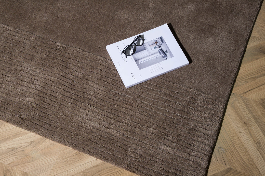 Matteo Matta 350 x 250 Brun