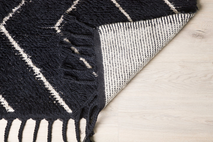 David Matta 350 x 250 Svart