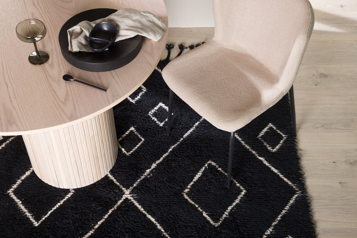 David Matta 230 x 160 Svart