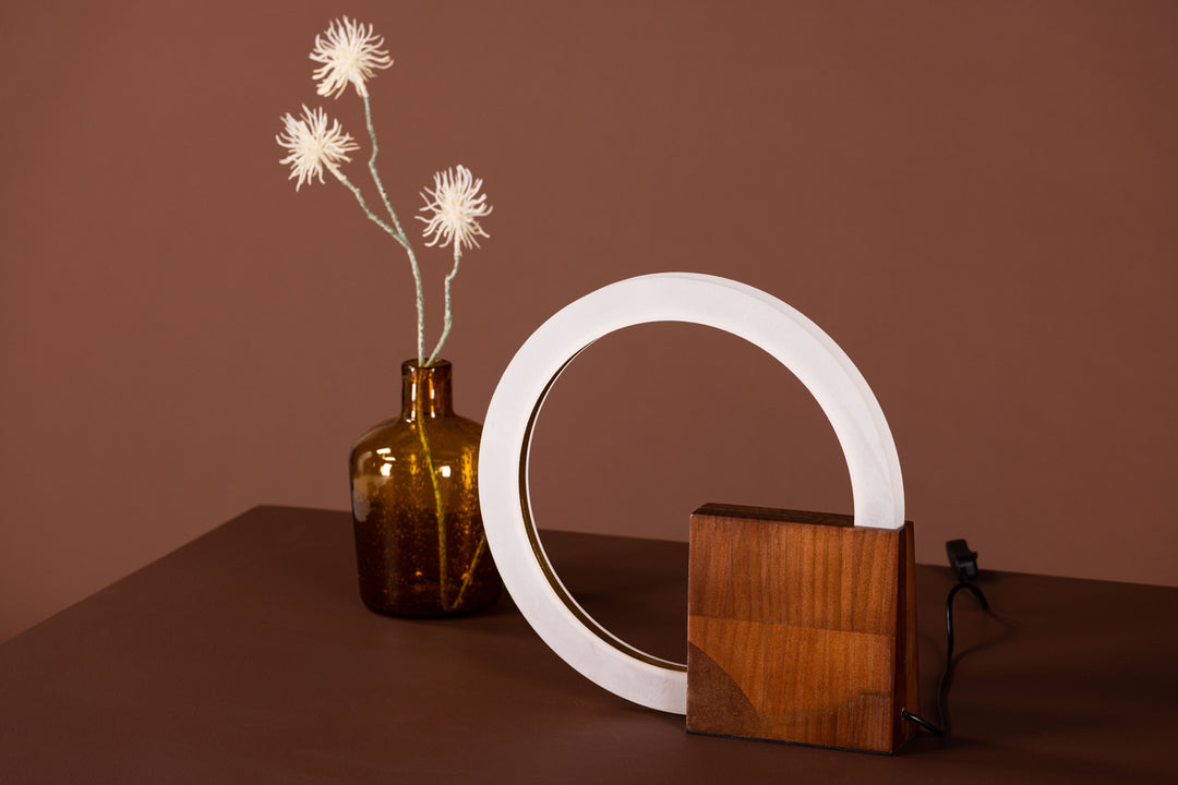 Brive Bordslampa Valnöt