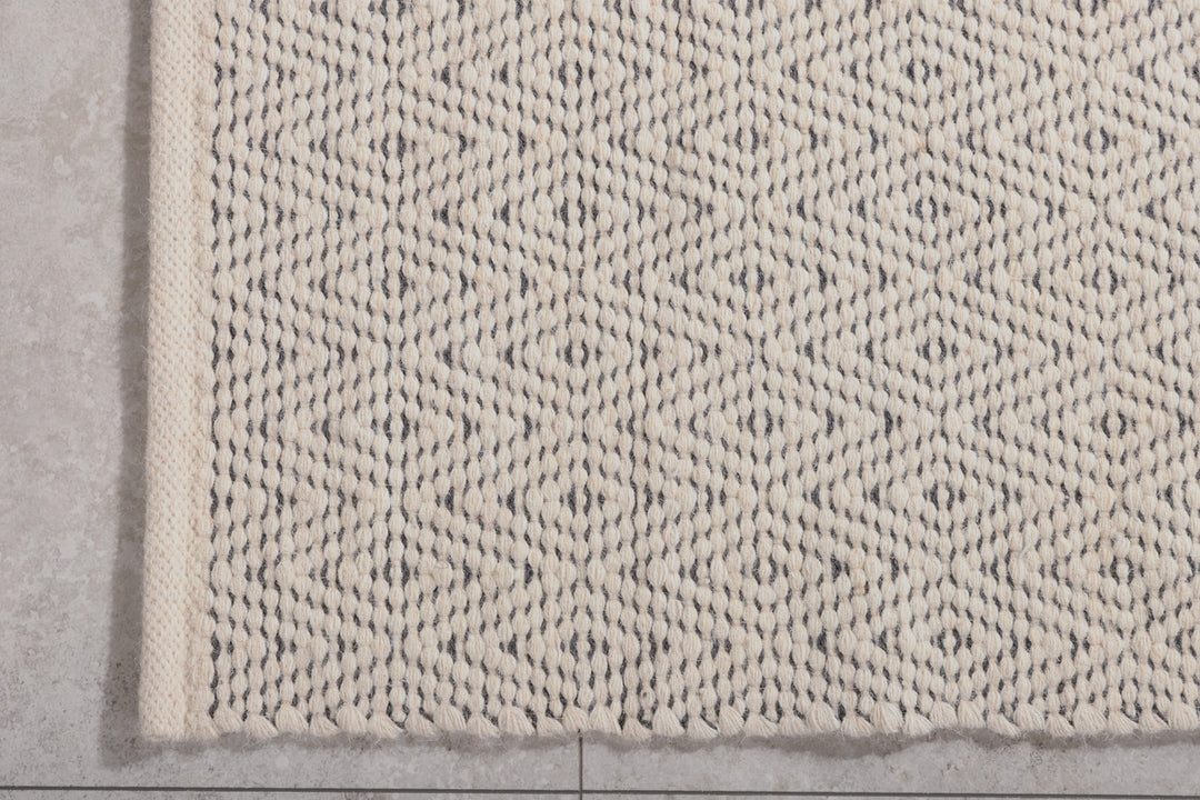 Julana Matta 300 x 200 Beige