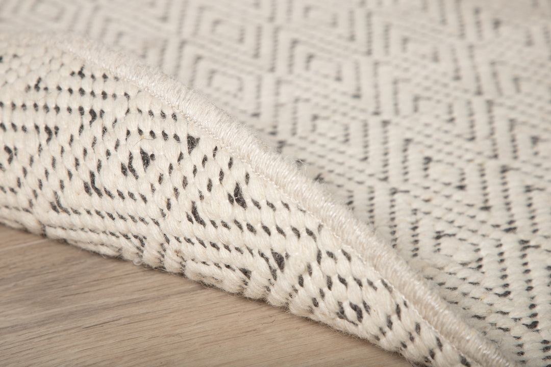 Julana Rund Matta Beige