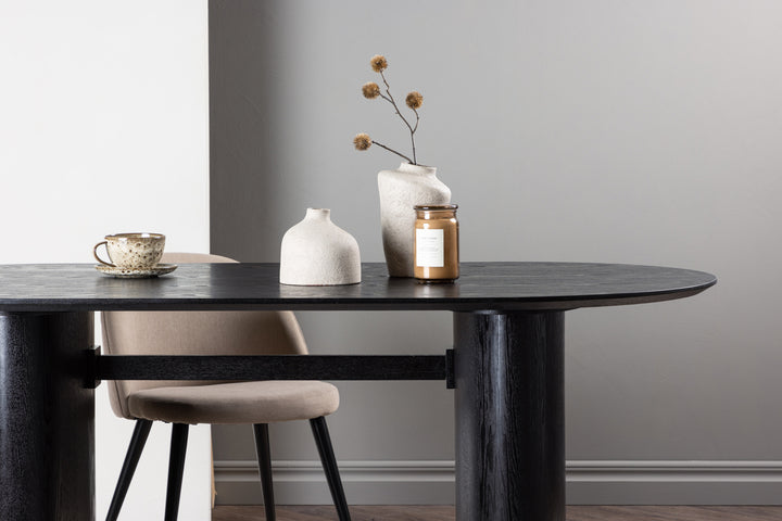 Isolde Matbord Svart