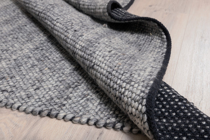 Ganga Matta 240 x 170 Silver