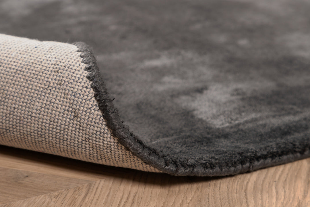 Indra Matta 350 x 250 Mörkgrå