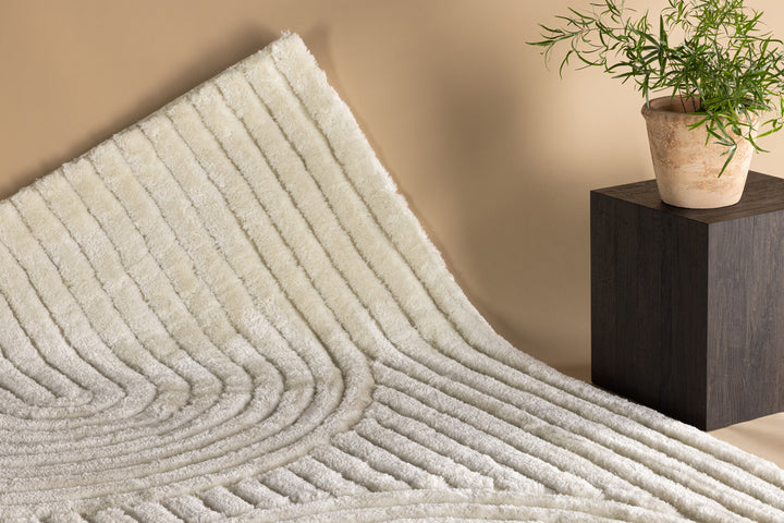 Niklas Matta 290 x 200 Vit