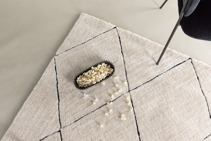 Patrik Matta 290 x 200 Vit