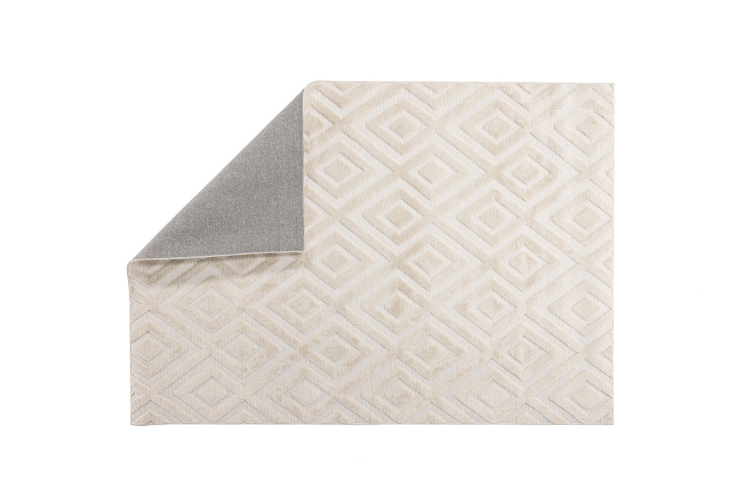 Pia Matta 290 x 200 Vit