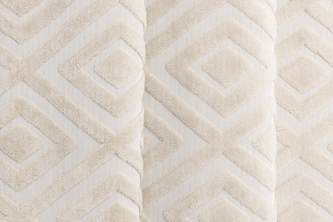 Pia Matta 290 x 200 Vit