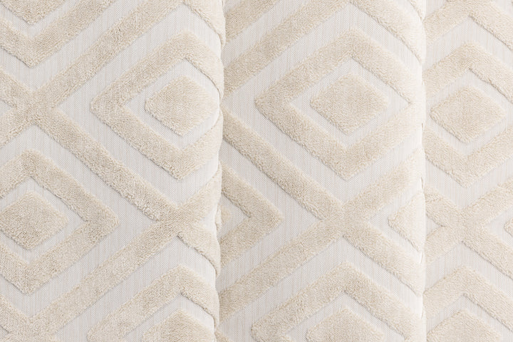 Pia Matta 290 x 200 Vit