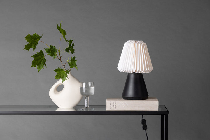 Fjällen Bordslampa Svart