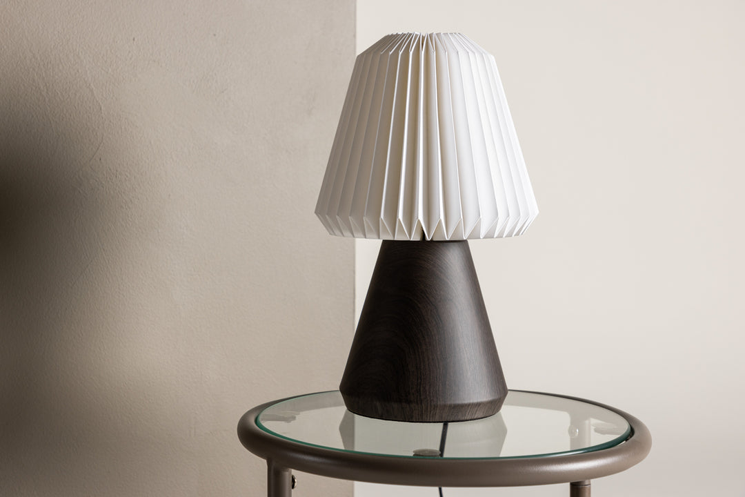 Fjällen Bordslampa Valnöt