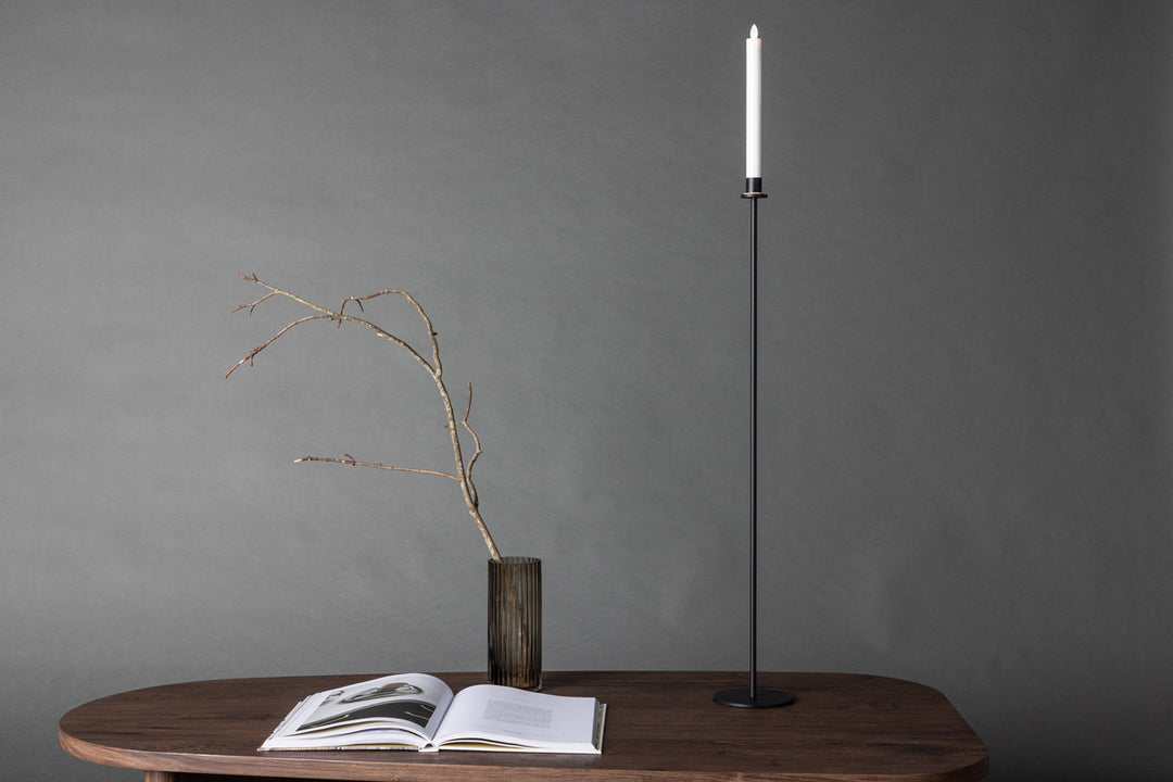 Högehall H102 Ljusstake Svart