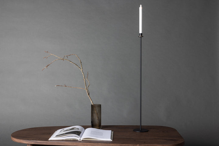 Högehall H102 Ljusstake Svart