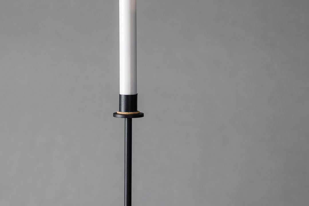 Högehall H102 Ljusstake Svart