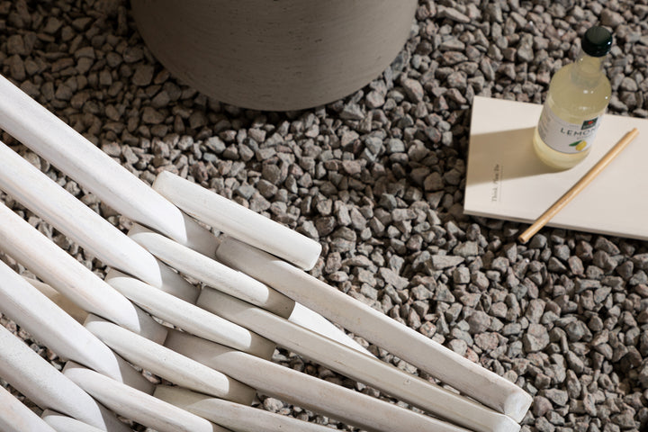 Asta Loungefåtölj Vitputsad