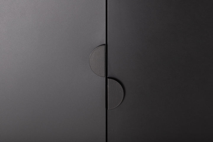 Piring Garderob Svart