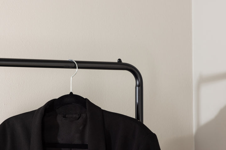 Quito Hängare Svart