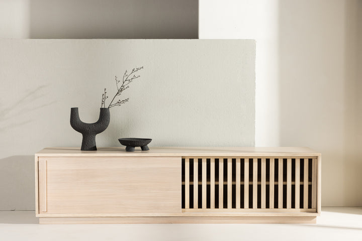 Lugo TV-bänk Vitputsad