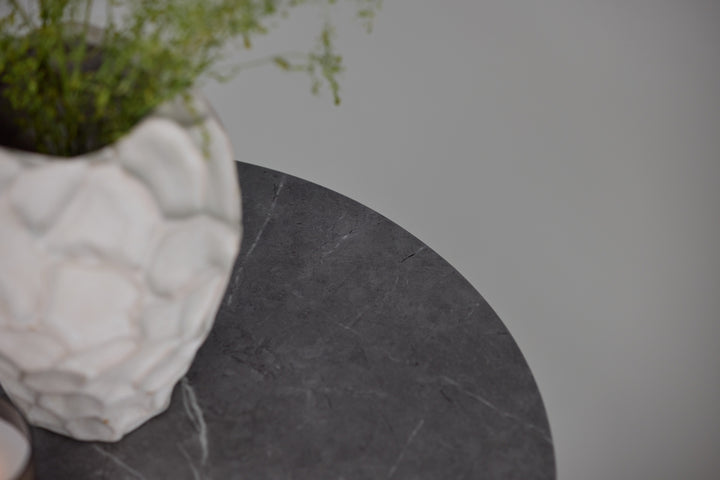 Härön Sidobord Valnöt