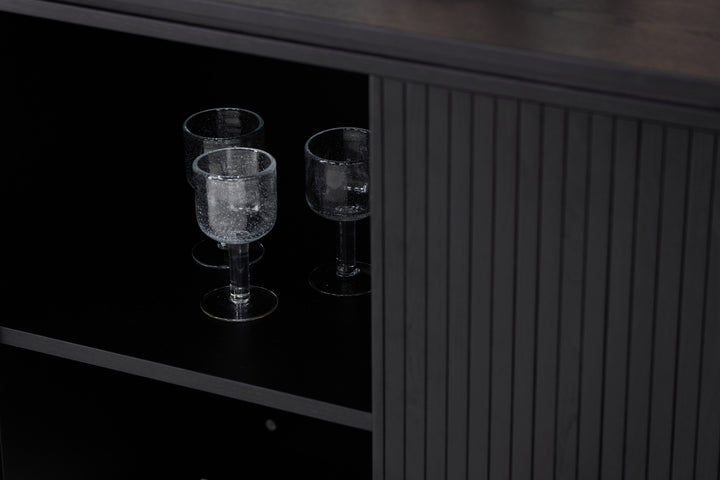 Fjällbacka Skåp Svart