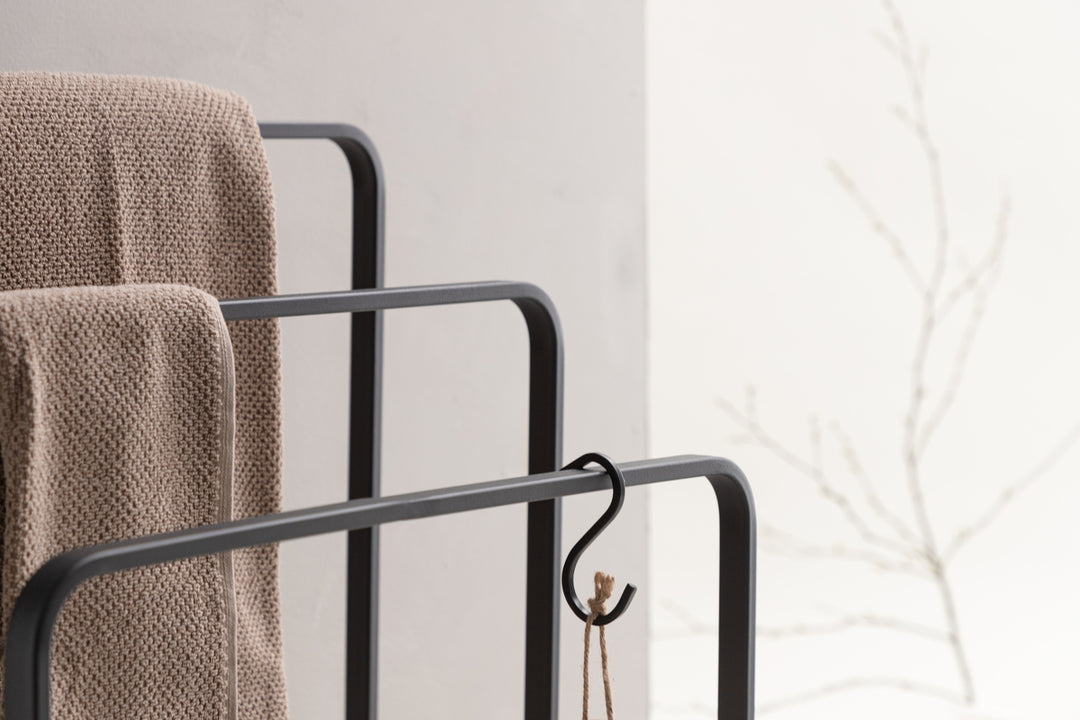 Drammen Hängare Svart