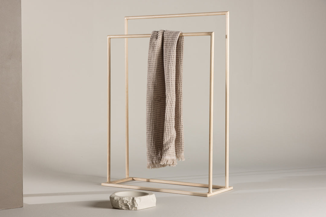 Alva Hängare Vitputsad