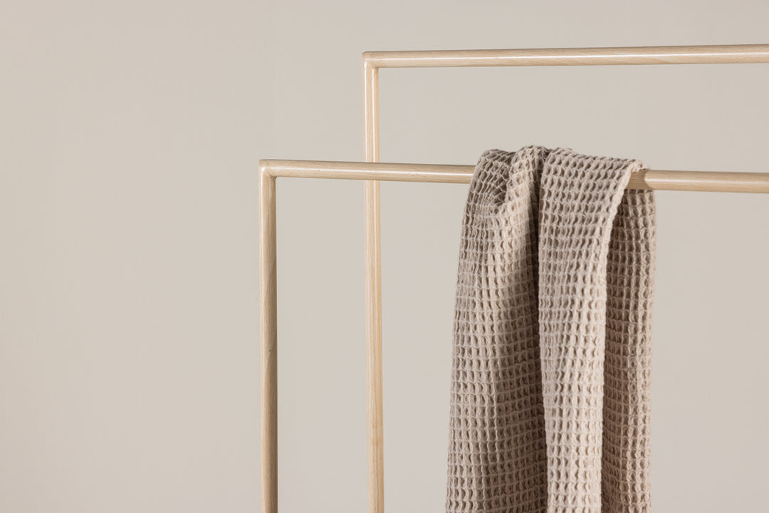 Alva Hängare Vitputsad