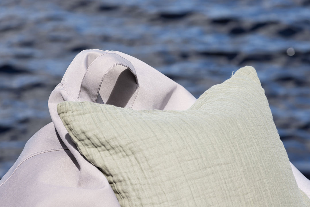 Bago Loungefåtölj Beige