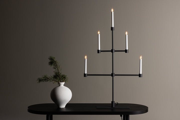 Avoriaz Adventsljusstake Svart